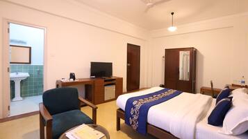 In-room safe, desk, free WiFi, bed sheets