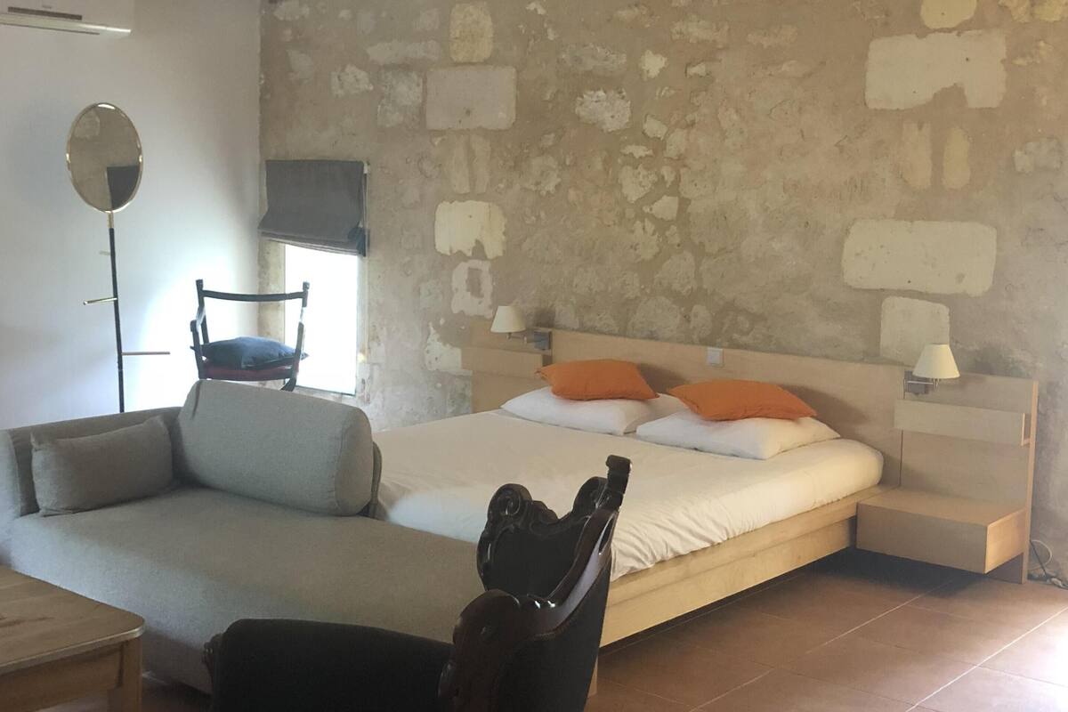 Panoramic Triple Room, Ensuite, Vineyard View (N°4)