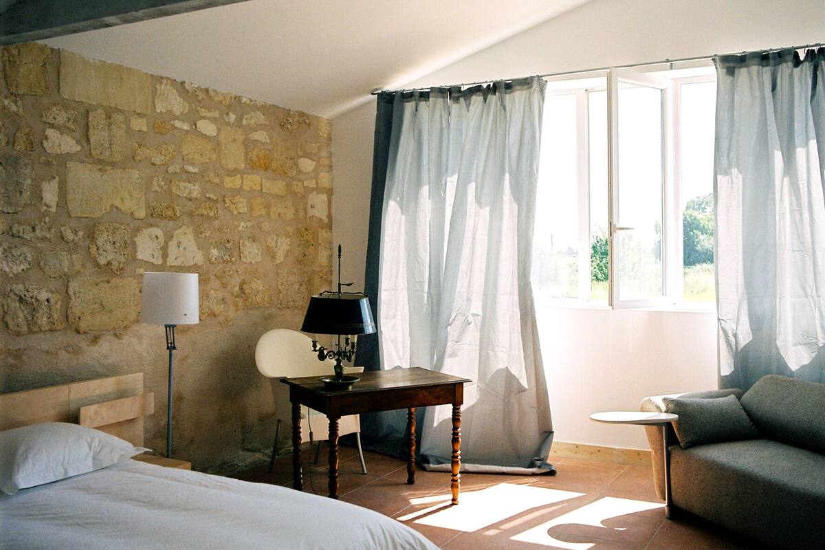 Deluxe Double Room, Ensuite, Vineyard View (N°5)
