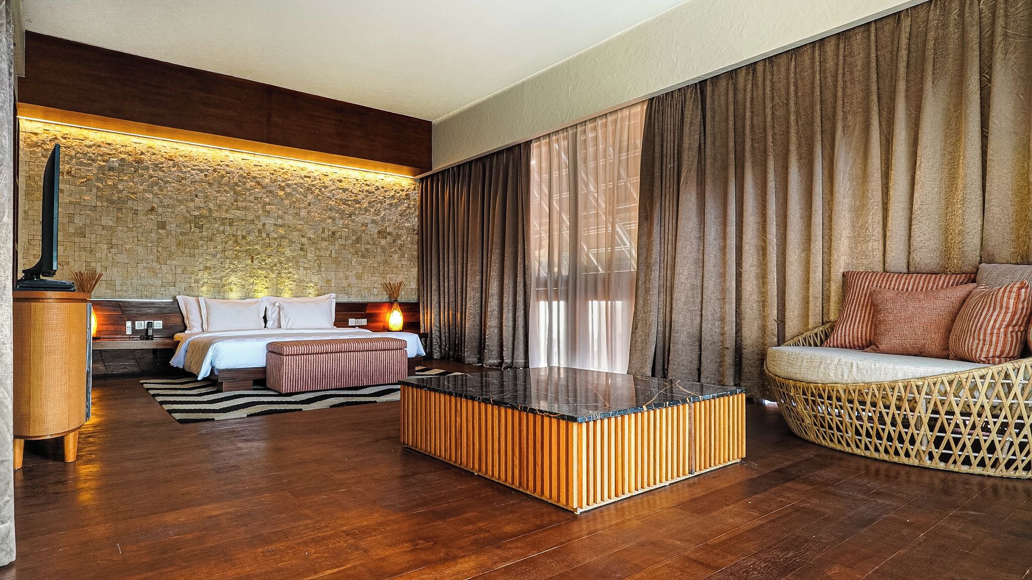 2 BR TShore Rooftop Villa Private Pool (Standard Check Out at 2:00 PM)