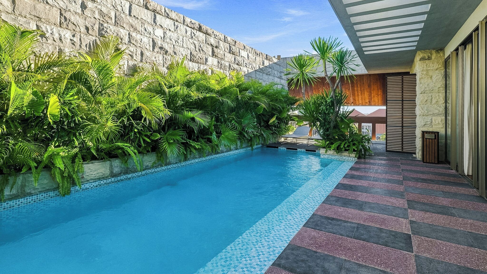 2 BR TSky Rooftop Villa Private Pool (Standard Check Out at 2:00 PM) | Een gratis minibar, een kluis op de kamer, een bureau