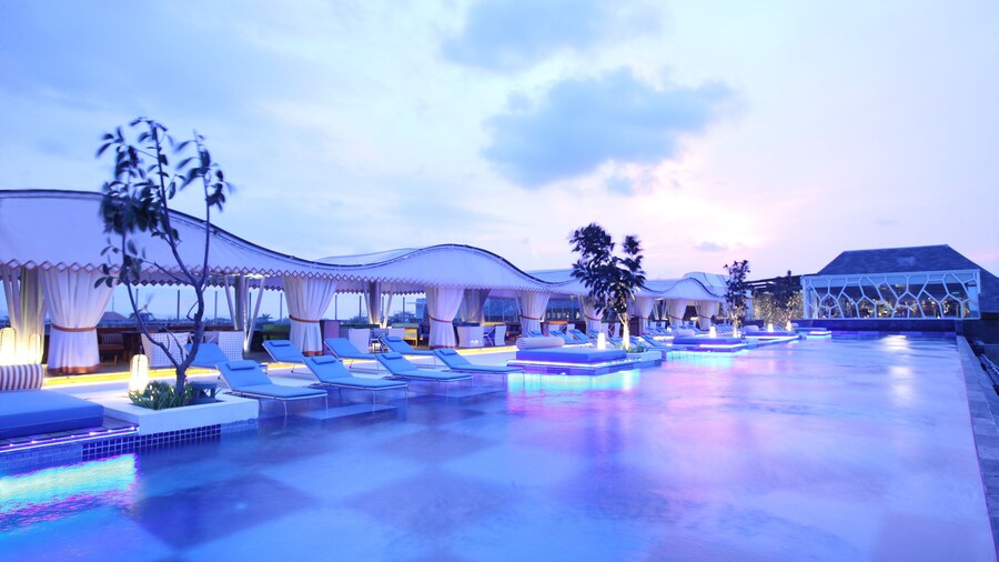TS Suites Seminyak