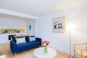 Estudi prèmium | Sala d'estar | Televisor LCD 