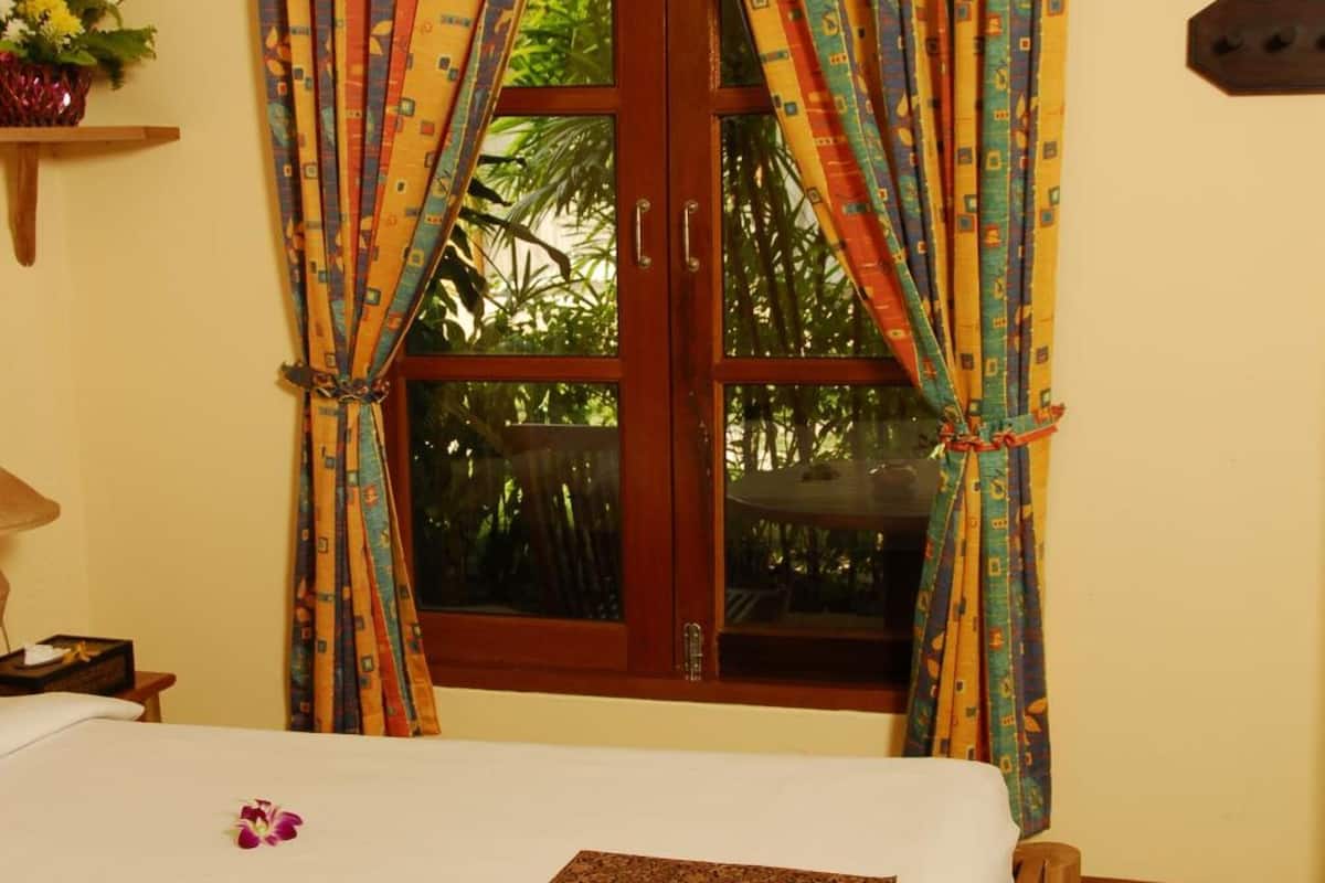 minibar, in-room safe, desk, free cots/infant beds