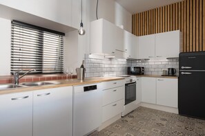 Deluxe-Studio | Eigene Küche