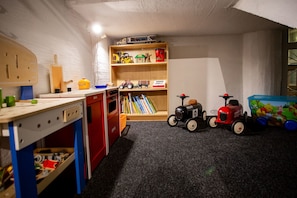 Children’s play area – indoor