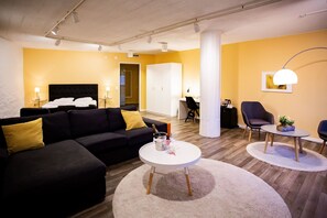 Minibar, wifi gratis y ropa de cama 