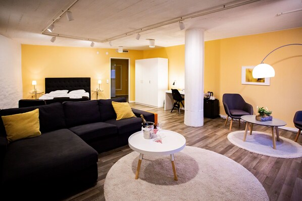 Minibar, gratis Wi-Fi, sengetøj