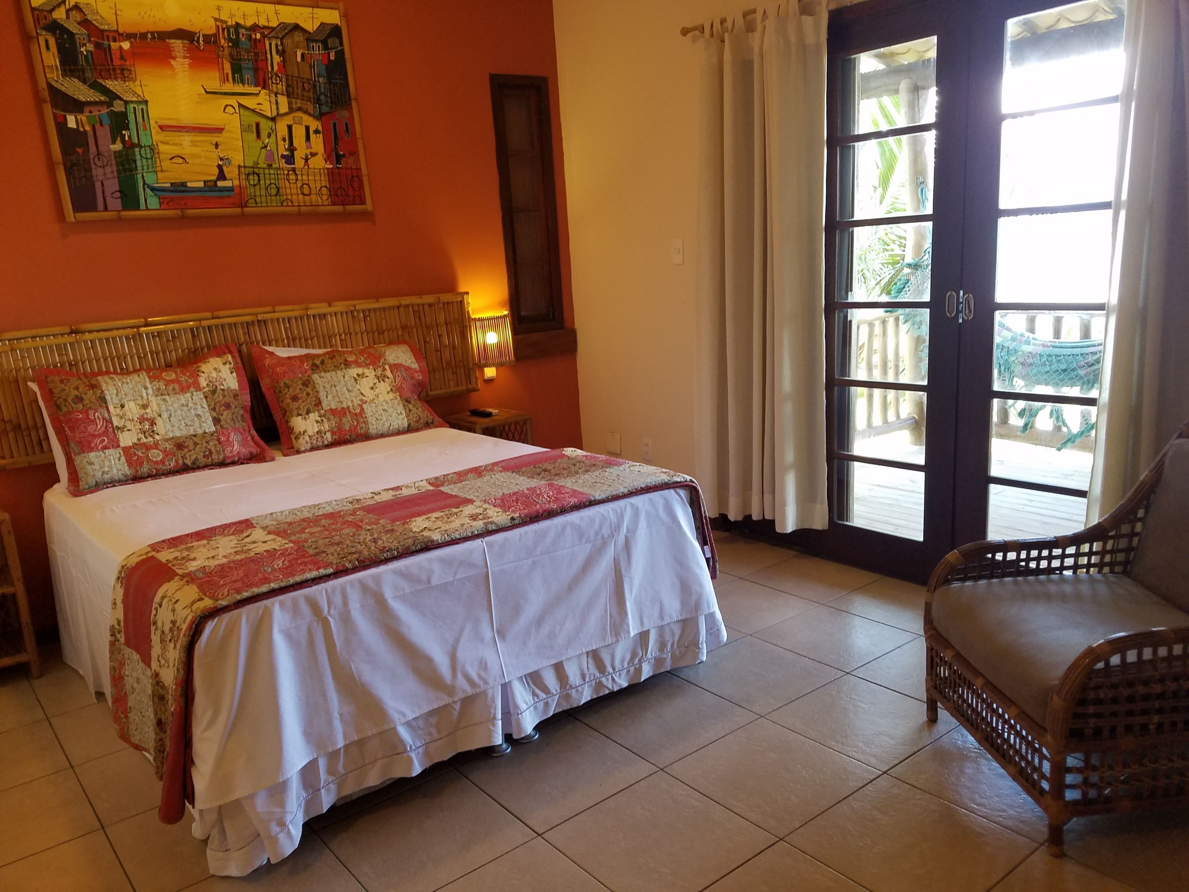 minibar, in-room safe, desk, bed sheets