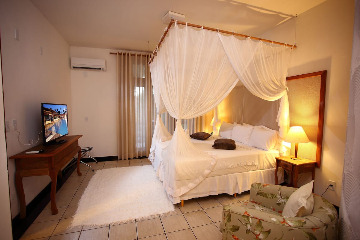 Suite, Balcony (Master)