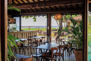 Beach bar