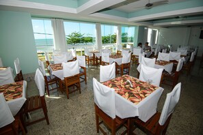 Dining - Hotel Plaza Mar (Vila Velha)