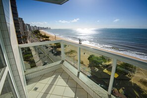 View from property - Hotel Plaza Mar (Vila Velha)
