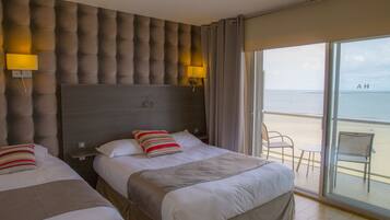 Triple Room, Terrace, Sea View | Premium bedding, in-room safe, individually decorated
