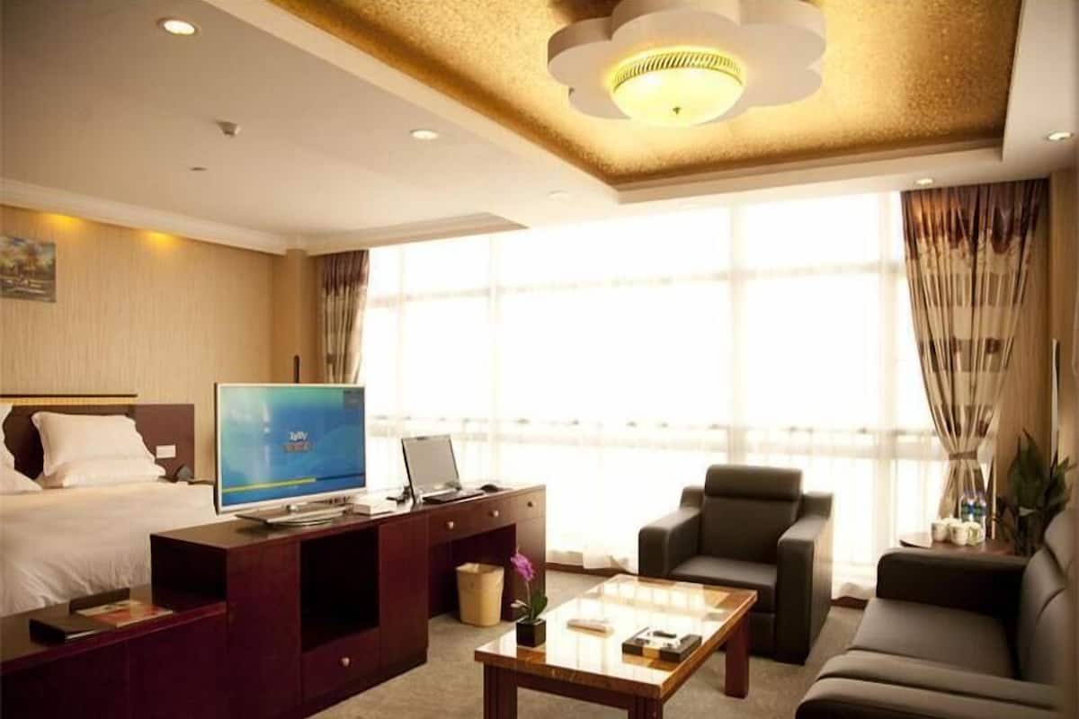 ห้องบิสซิเนสสวีท | โต๊ะทำงาน, Wi-Fi ฟรี