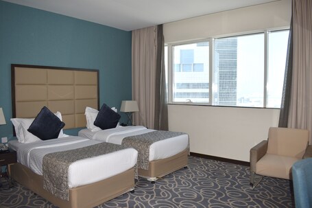 Ramada by Wyndham Abu Dhabi Corniche - Image 52