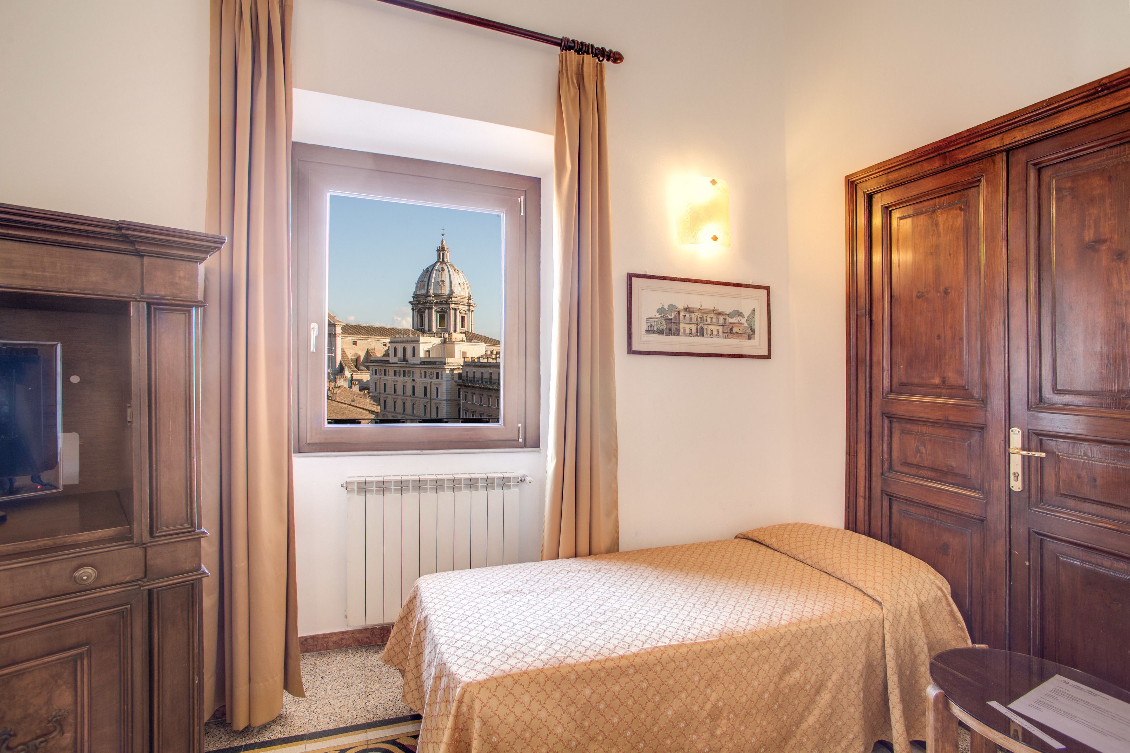 1 bedroom, in-room safe, free wifi, bed sheets