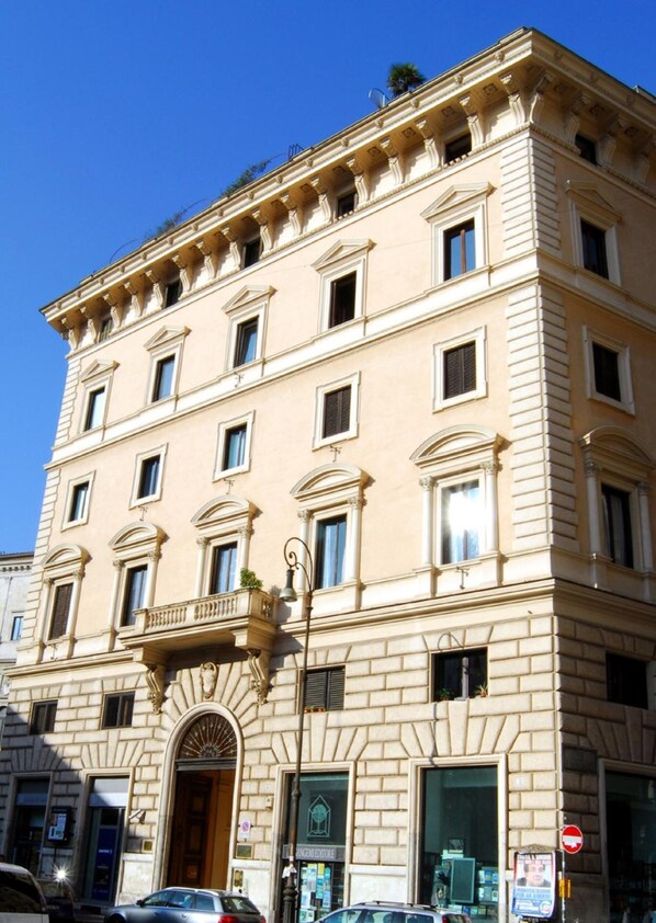 Exterior - Hotel Primavera (Rome)