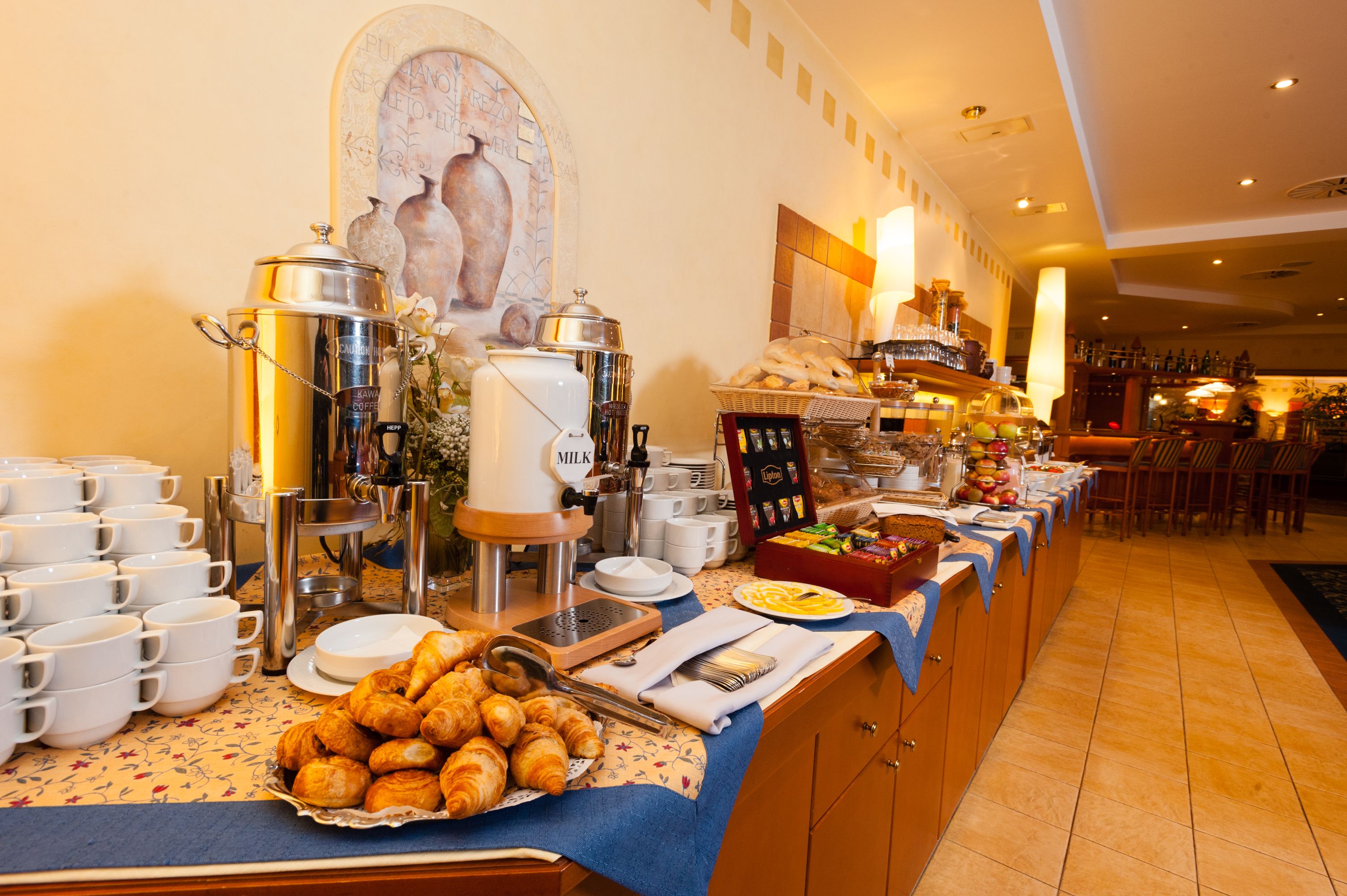 Morgunverður, hádegisverður, kvöldverður í boði, pólsk matargerðarlist 