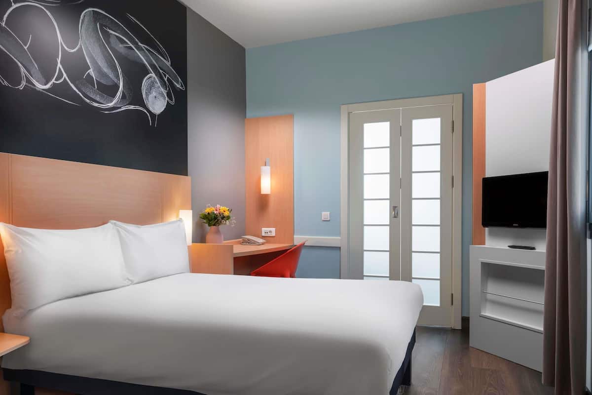 Double Room, 1 Double Bed