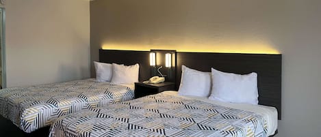 Meja kerja, setrika/meja setrika, Wi-Fi gratis, dan seprai linen