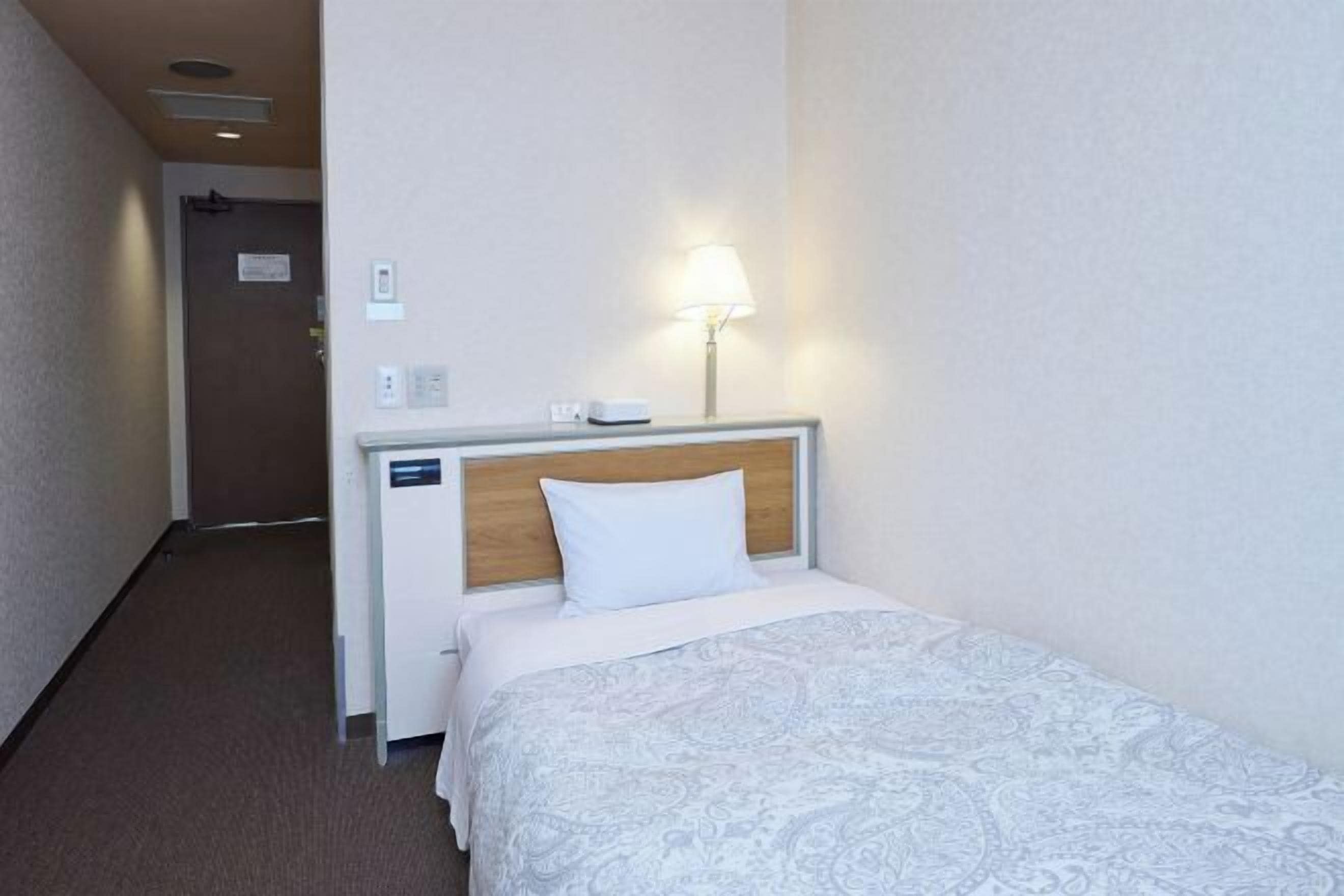 In-room safe, desk, free WiFi, bed sheets