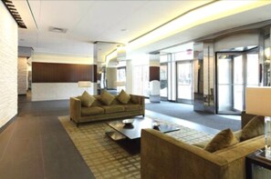 Zona de estar del vestíbulo