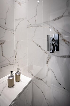 Chambre Double | Salle de bain