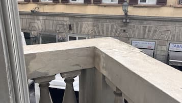 Triple Room (Font) | Terrace/patio