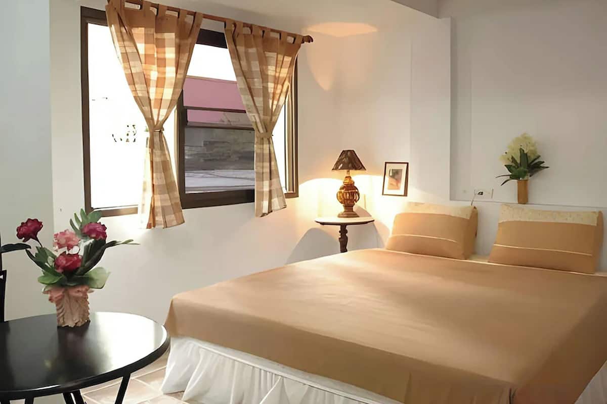 Standard Room with Air Conditioning | In-room safe, desk, free WiFi, bed sheets