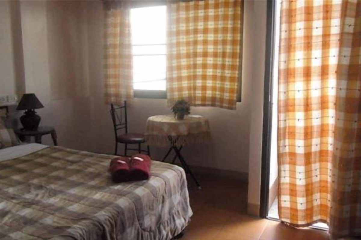 In-room safe, desk, free WiFi, bed sheets