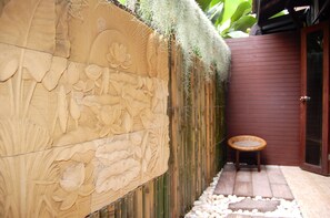 Deluxe Triple with Terrace | 露台/庭院