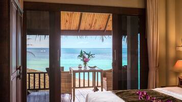 Deluxe Bungalow, 1 King Bed, Sea View | View from room