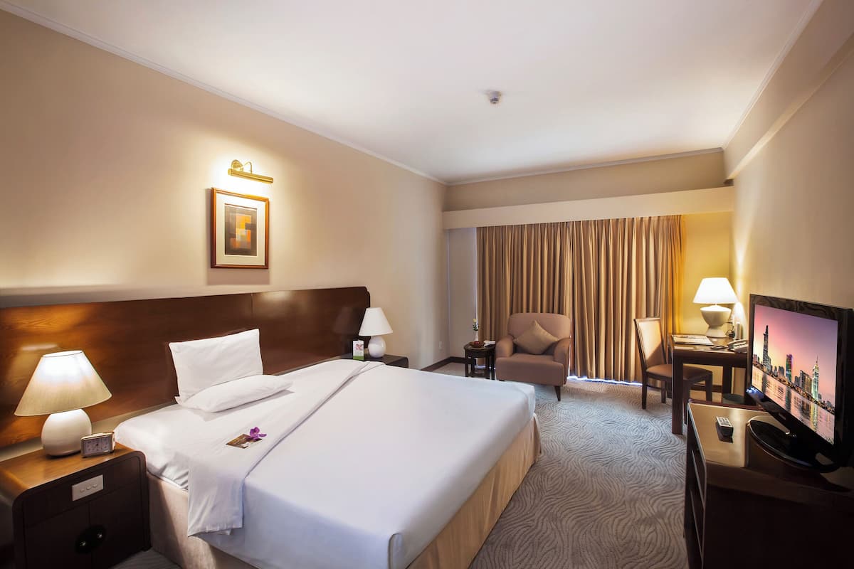 ห้องพรีเมียร์ดับเบิล (Terrace Signature) | มินิบาร์ฟรีบางอย่าง, ตู้นิรภัยในห้องพัก, โต๊ะทำงาน, ผ้าม่านกันแสง
