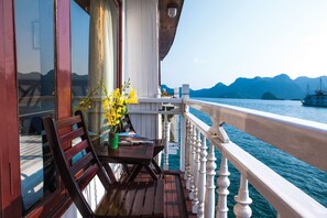 Balcony view - Gray Line Halong Cruise (Ha Long)