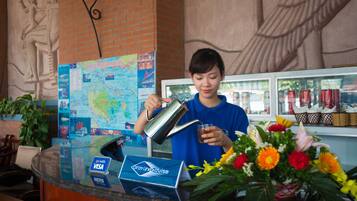 Quầy tiếp tân