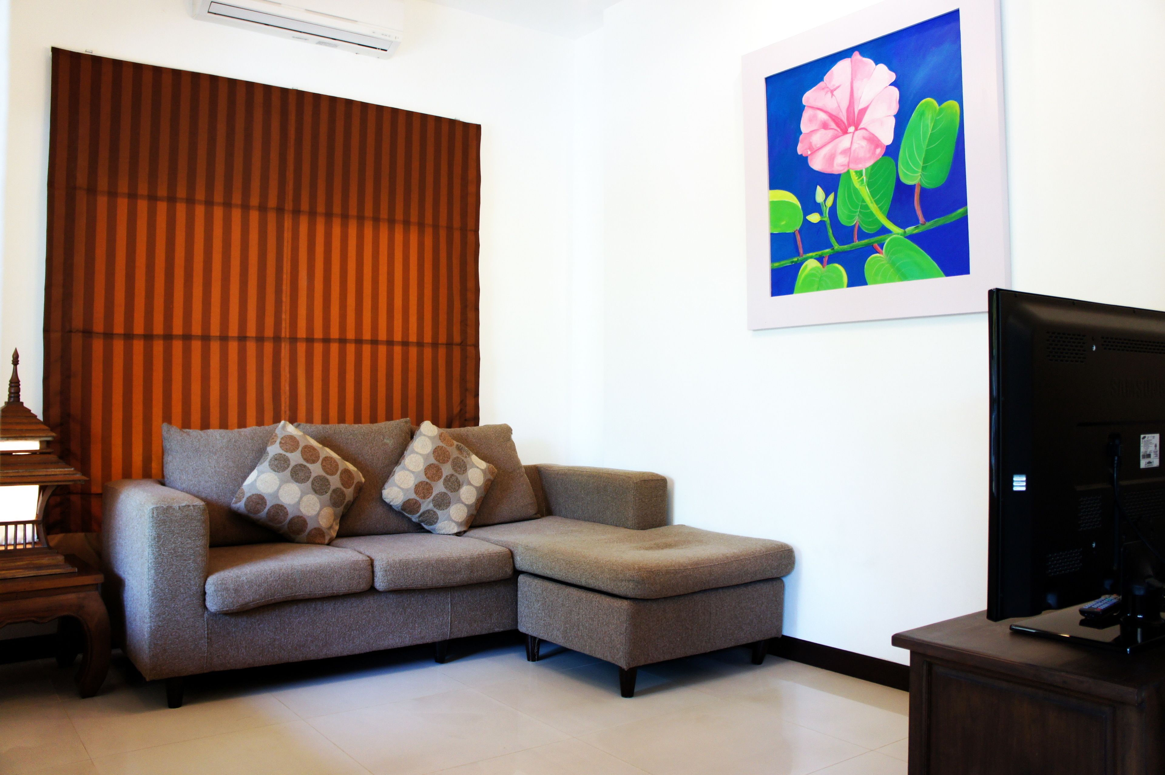 suite villa pool  access | living room | flat-screen tv, pay films