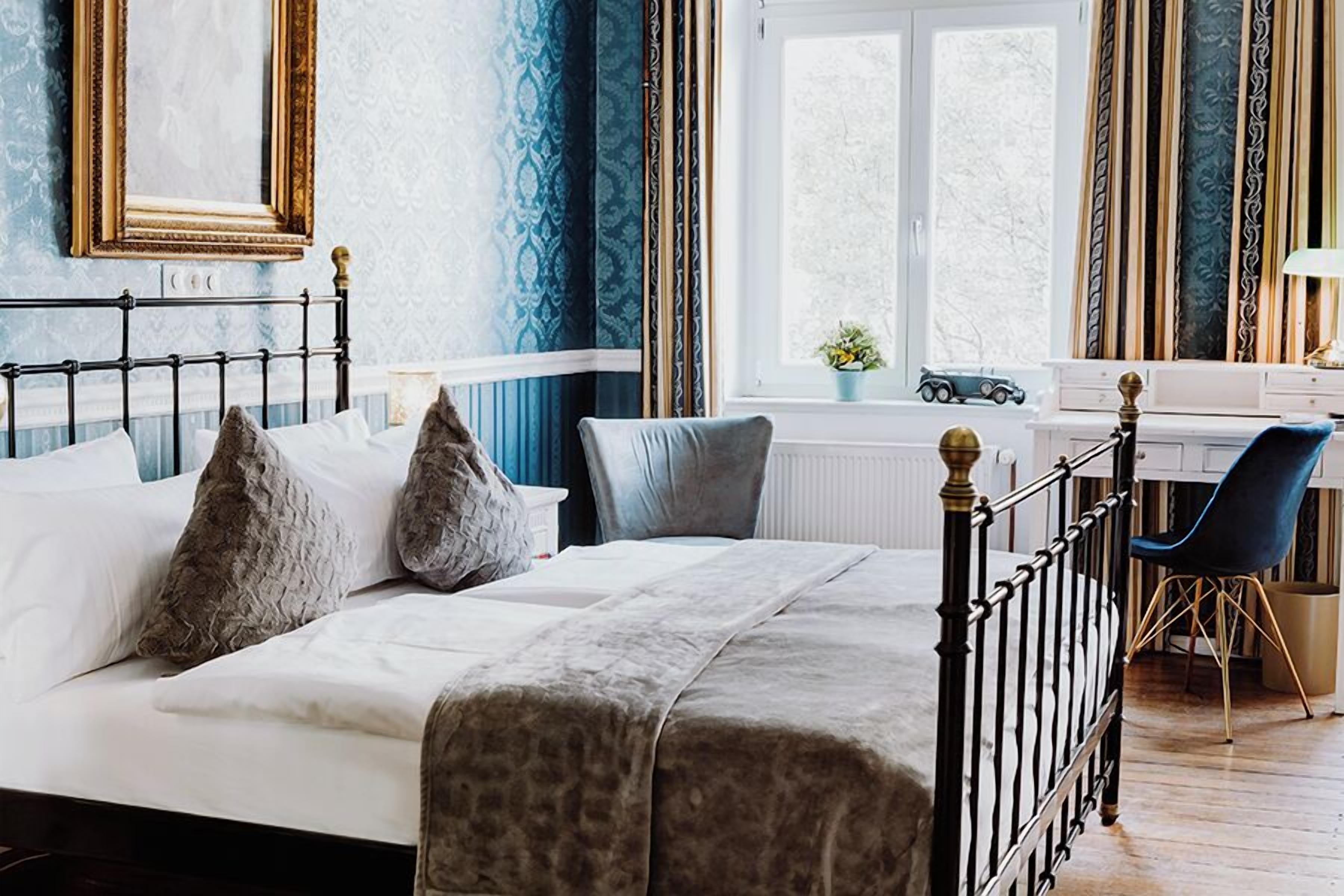 Roupas de cama antialérgicas, ferros/tábuas de passar roupa