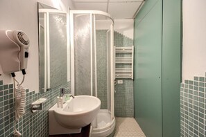 Free toiletries, hair dryer, towels - Nova Domizia (Rome)