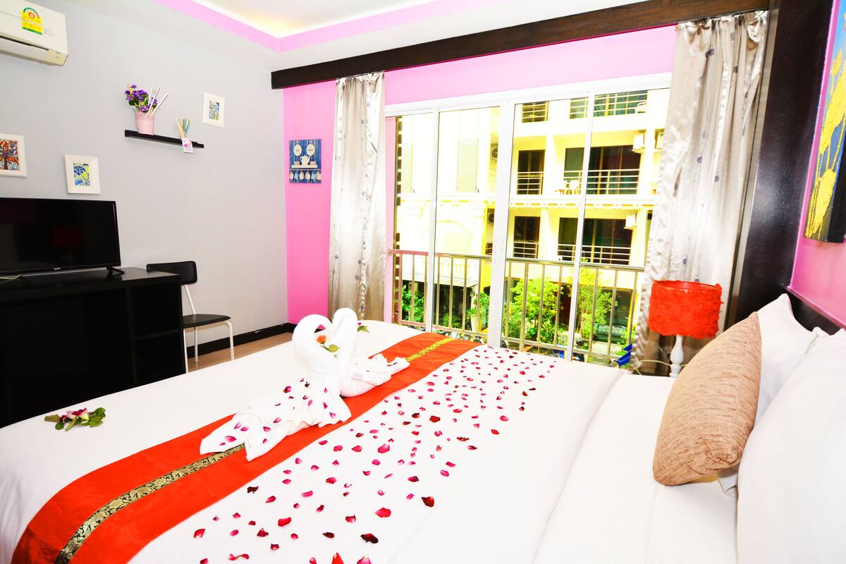 Grandeluxe Room with Balcony | 객실에서 보이는 전망