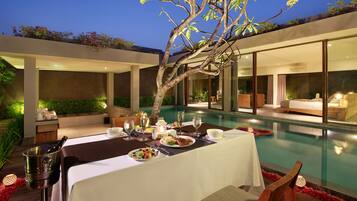 Villa, 1 Bedroom, Private Pool | Outdoor dining