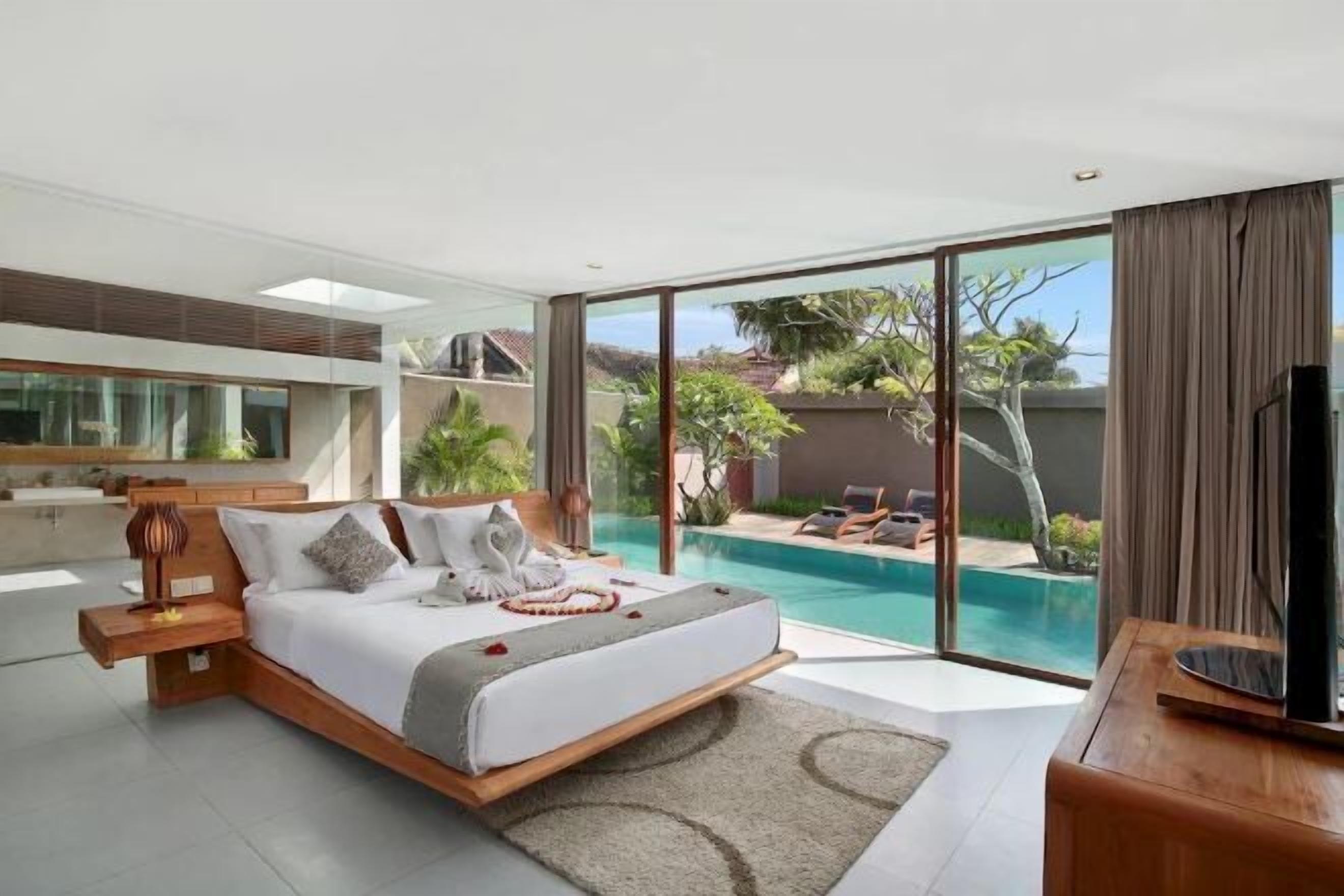 1 bedroom, premium bedding, Select Comfort beds, minibar