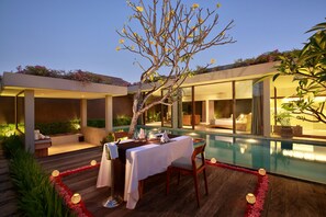 Outdoor dining - Ziva a Boutique Villa (Seminyak)