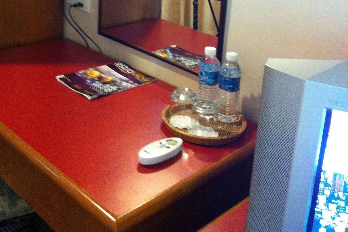 Room amenity