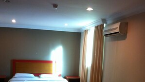 Unclassified image, 3 of 14, button - Seri Borneo Hotel (Kota Kinabalu)
