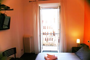 Chambre Double, salle de bains privée