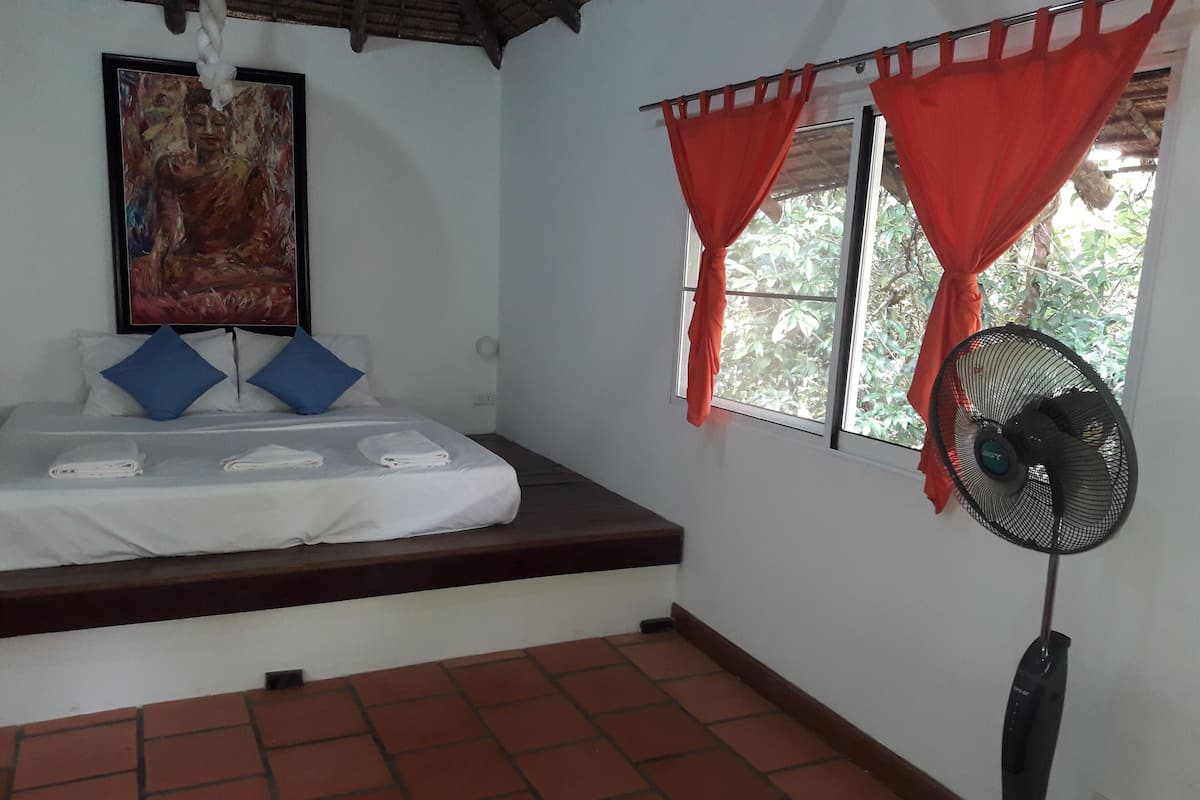 Standard Double or Twin Room | In-room safe, desk, free WiFi