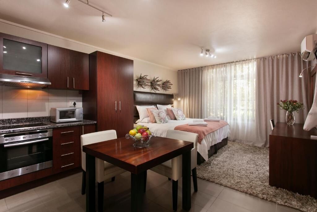 Coffres-forts dans les chambres, bureau, Wi-Fi gratuit, draps fournis
