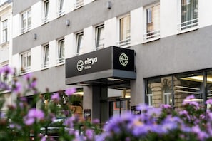 Exterior - elaya hotel vienna city west, Trademark by Wyndham (Vienna)