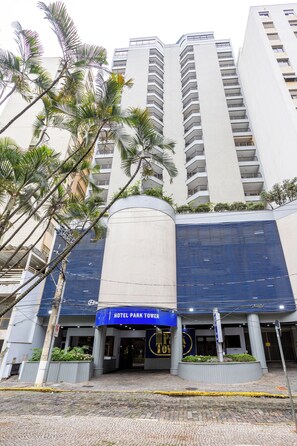 Front of property - Park Tower Campinas Residence by Nacional Inn (Campinas)